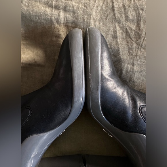 Prada leather Y2K rubber sole boots 38 / 7.5 - Picture 10 of 10